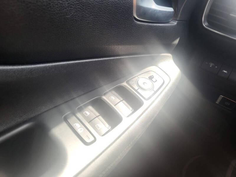 Hyundai Santa Fe SEL 2021