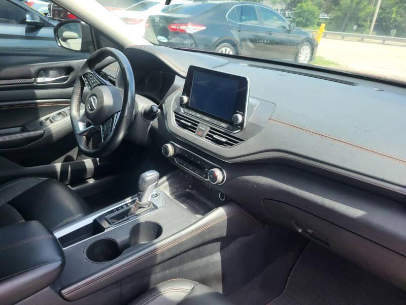 Nissan Altima 2.5 SR 2021