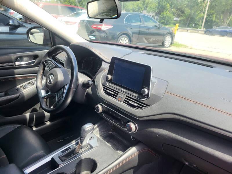 Nissan Altima 2.5 SR 2021