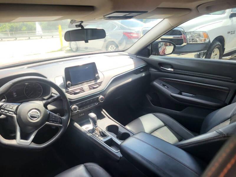Nissan Altima 2.5 SR 2021