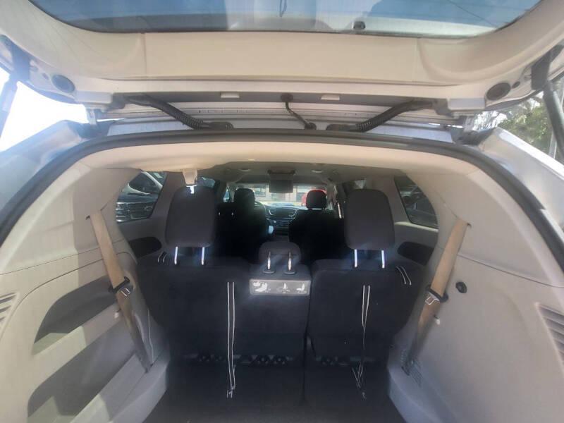 Chrysler Pacifica Touring 2017