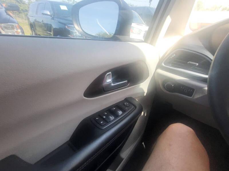 Chrysler Pacifica Touring 2017