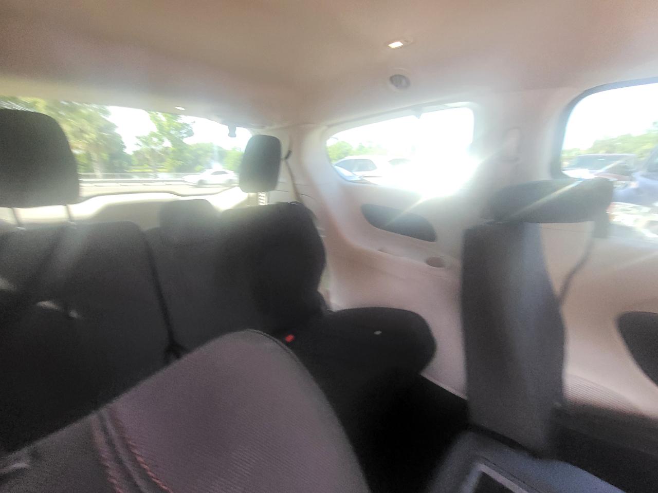 Chrysler Pacifica Touring 2017