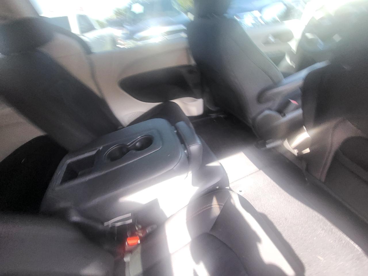 Chrysler Pacifica Touring 2017