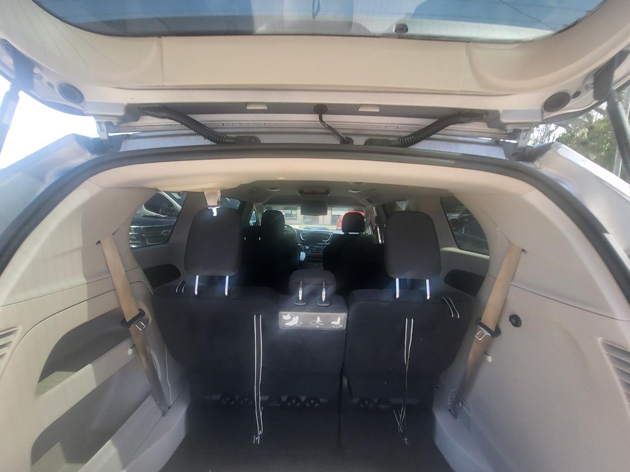 Chrysler Pacifica Touring 2017