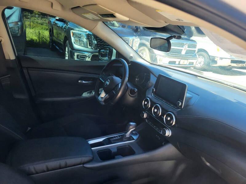 Nissan Sentra SV 2020