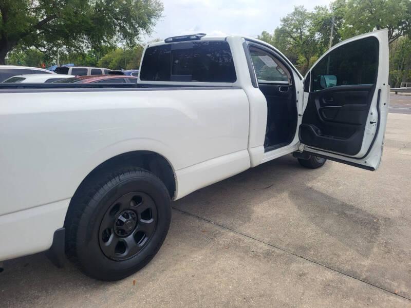 Nissan Titan S Regular Cab 2WD 2019