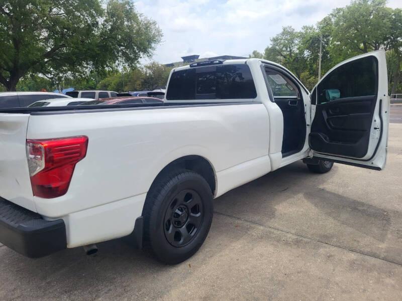 Nissan Titan S Regular Cab 2WD 2019