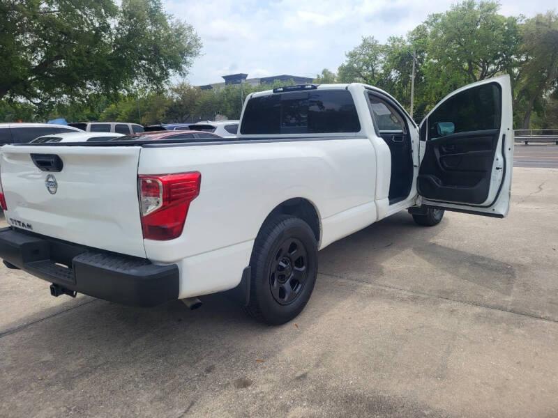 Nissan Titan S Regular Cab 2WD 2019