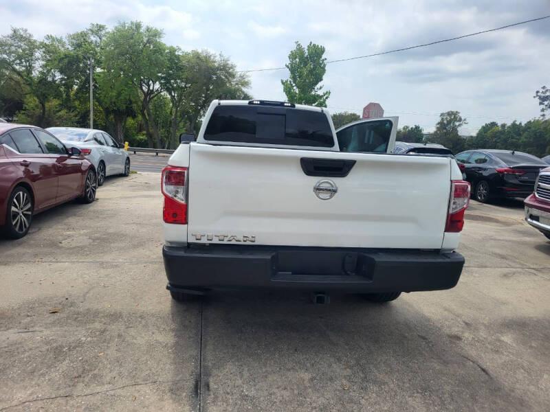 Nissan Titan S Regular Cab 2WD 2019