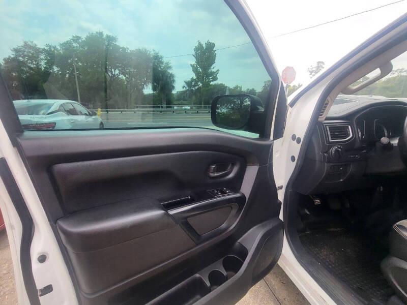 Nissan Titan S Regular Cab 2WD 2019