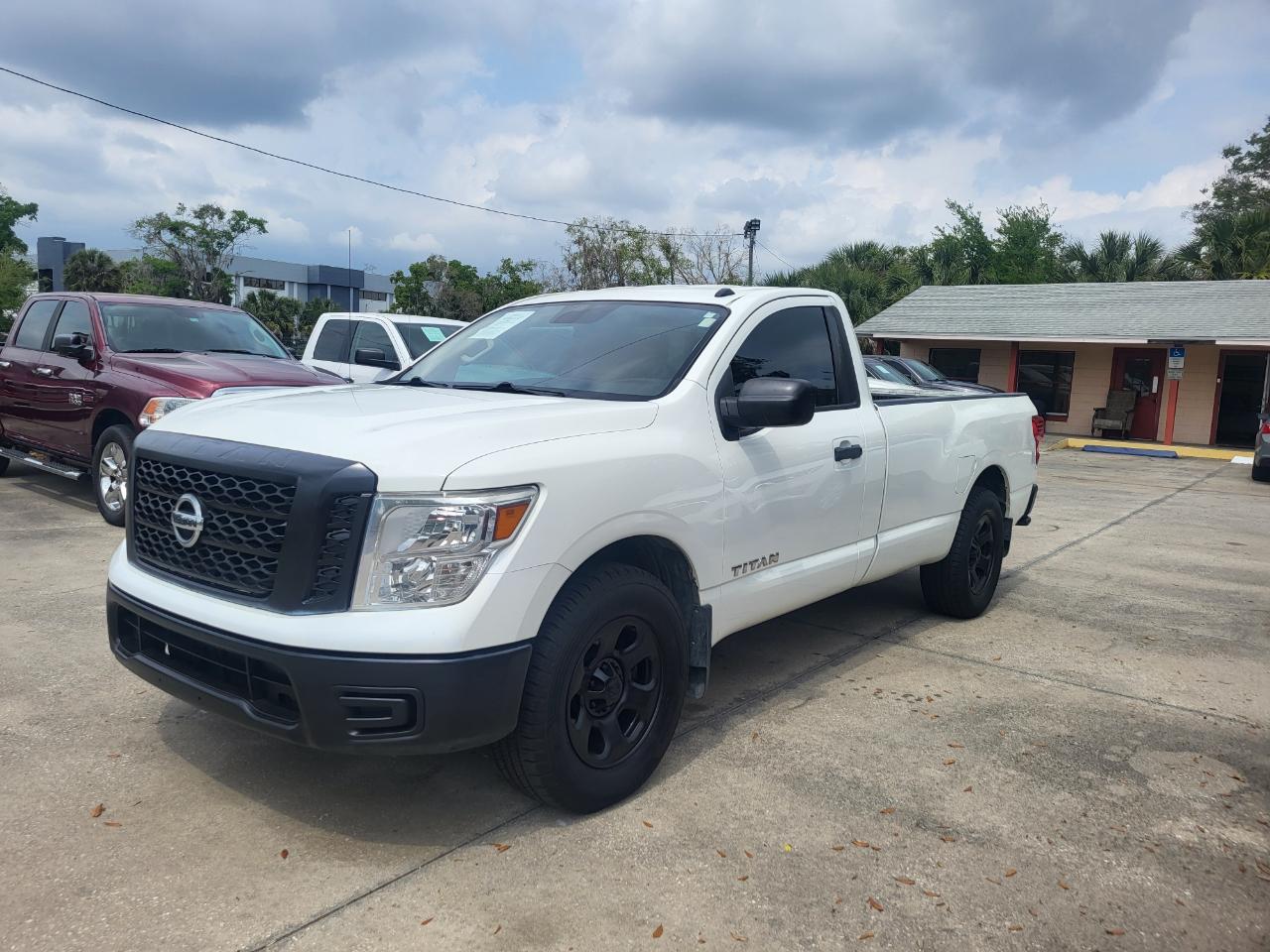 Nissan Titan S Regular Cab 2WD 2019
