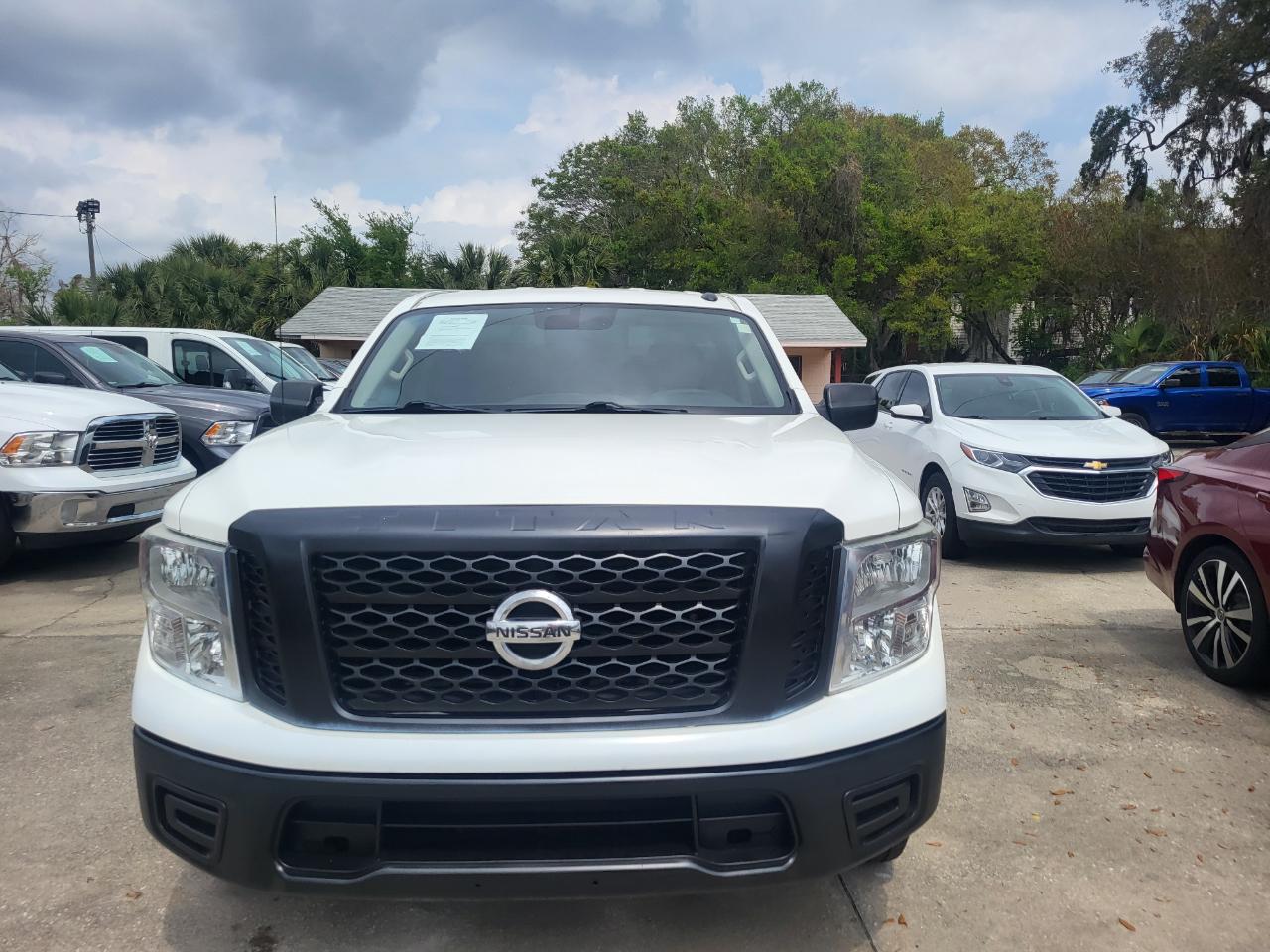 Nissan Titan S Regular Cab 2WD 2019
