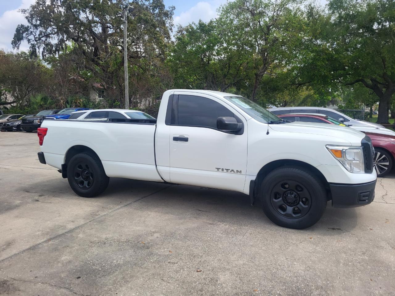 Nissan Titan S Regular Cab 2WD 2019