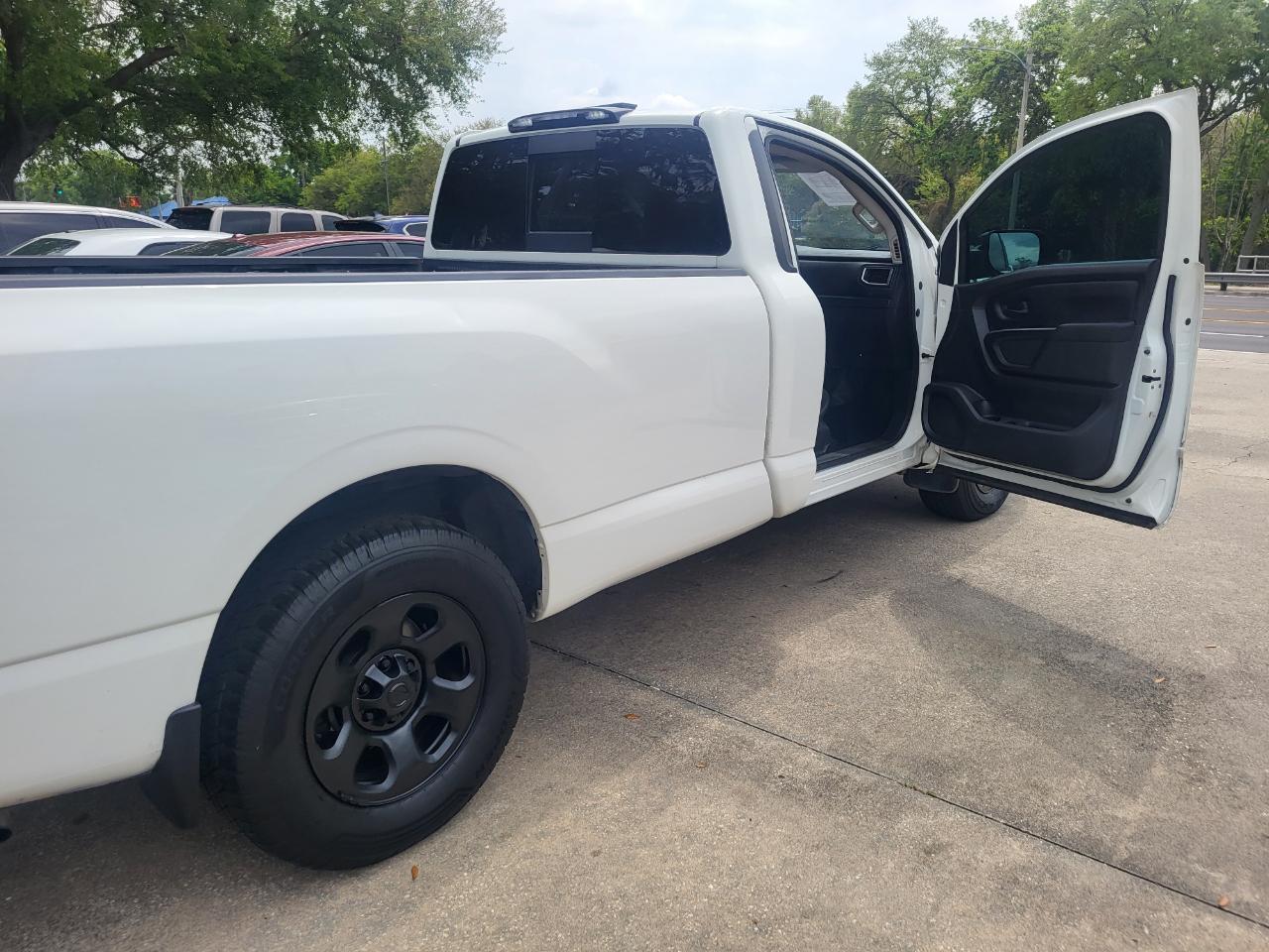 Nissan Titan S Regular Cab 2WD 2019