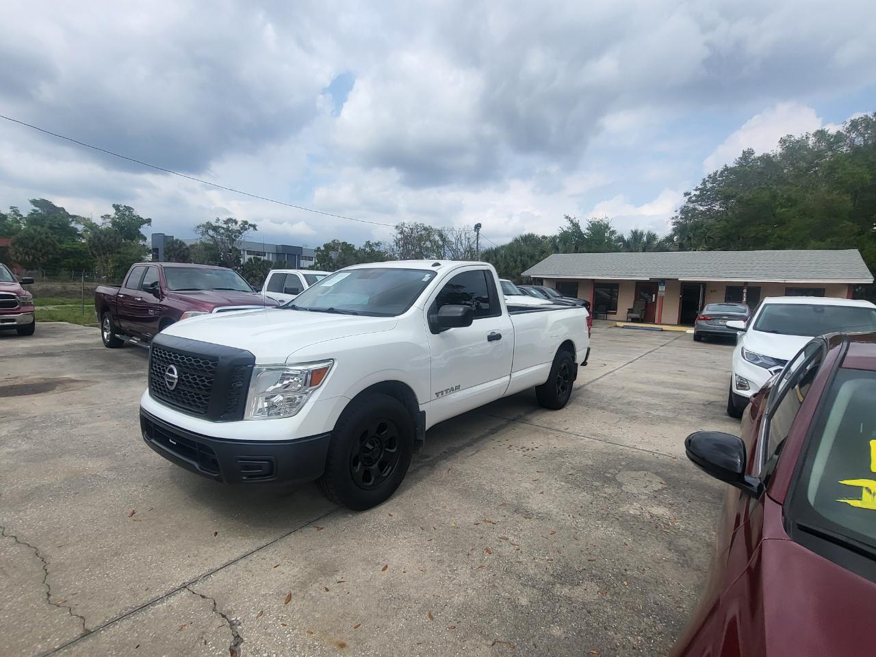 Nissan Titan S Regular Cab 2WD 2019