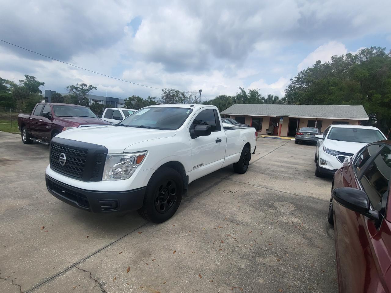 Nissan Titan S Regular Cab 2WD 2019