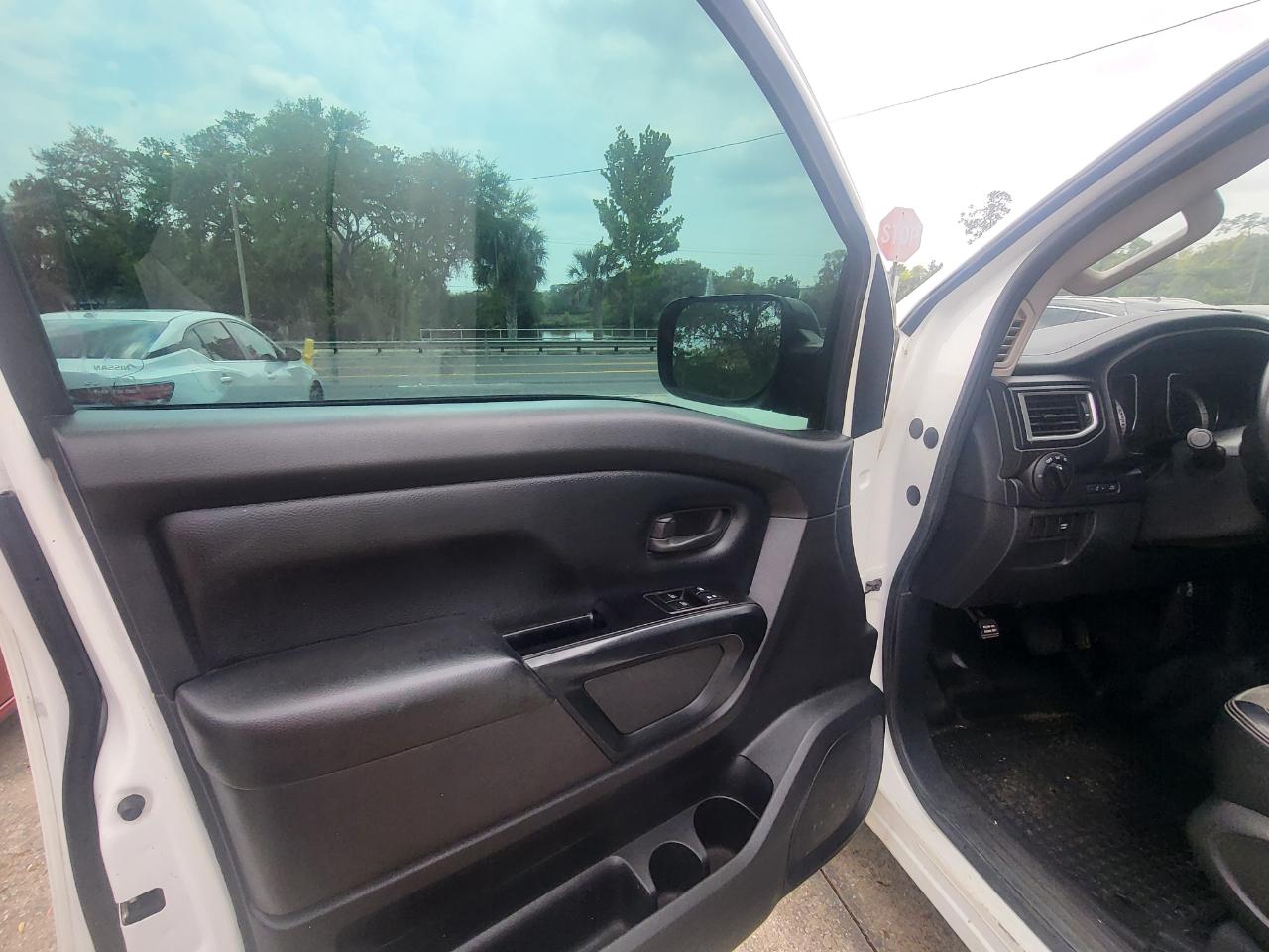 Nissan Titan S Regular Cab 2WD 2019