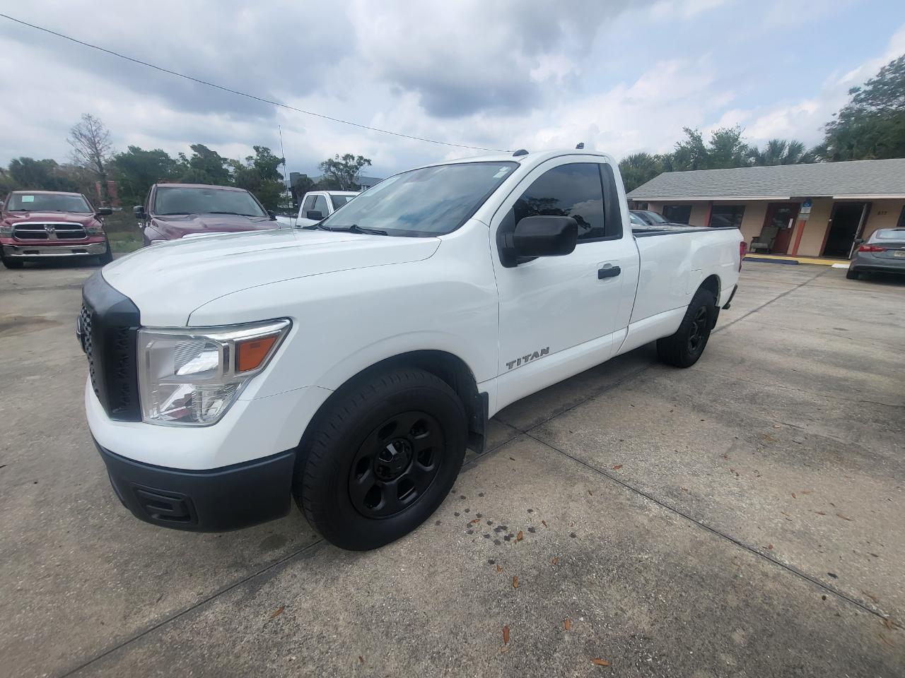 Nissan Titan S Regular Cab 2WD 2019