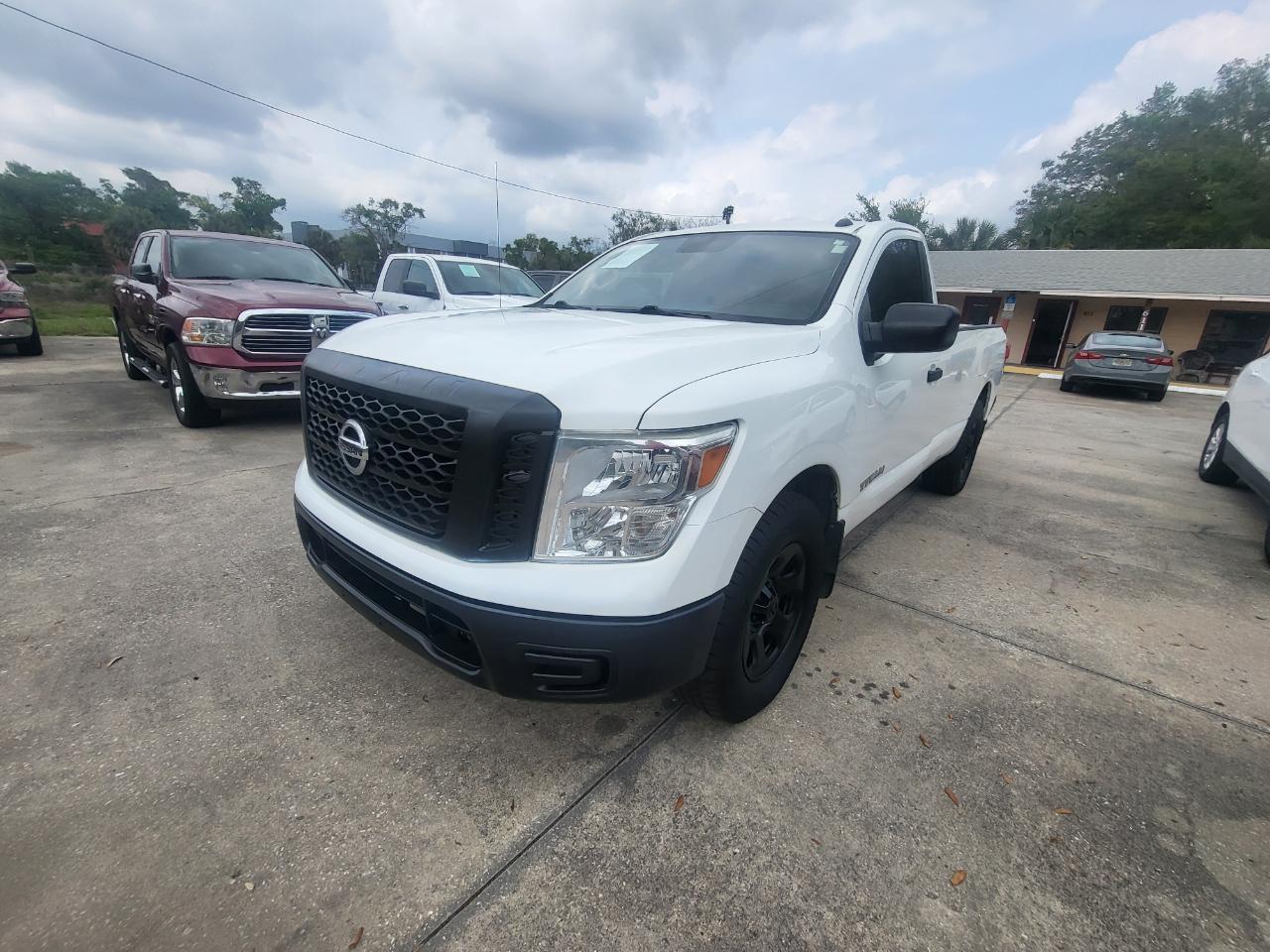 Nissan Titan S Regular Cab 2WD 2019