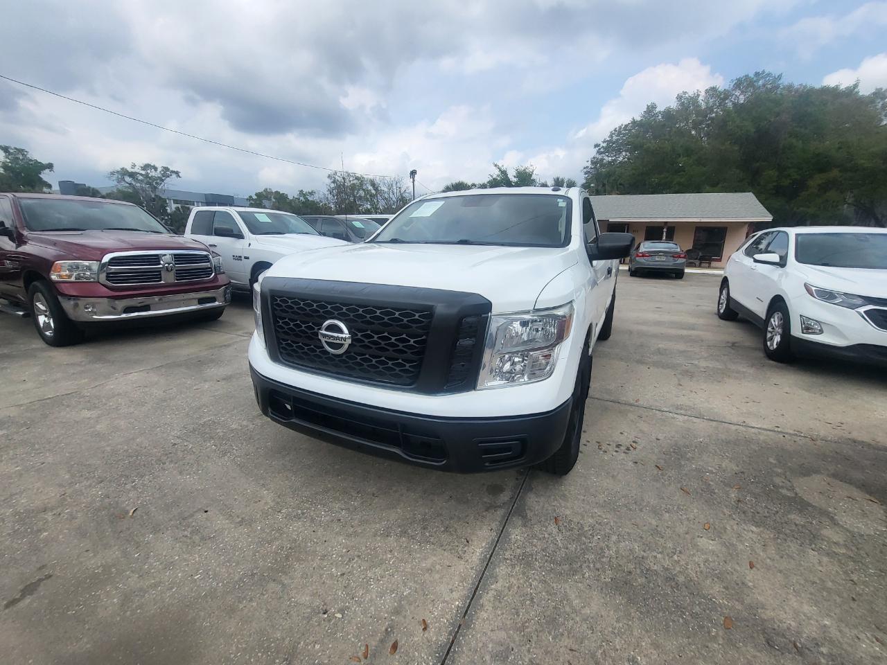Nissan Titan S Regular Cab 2WD 2019