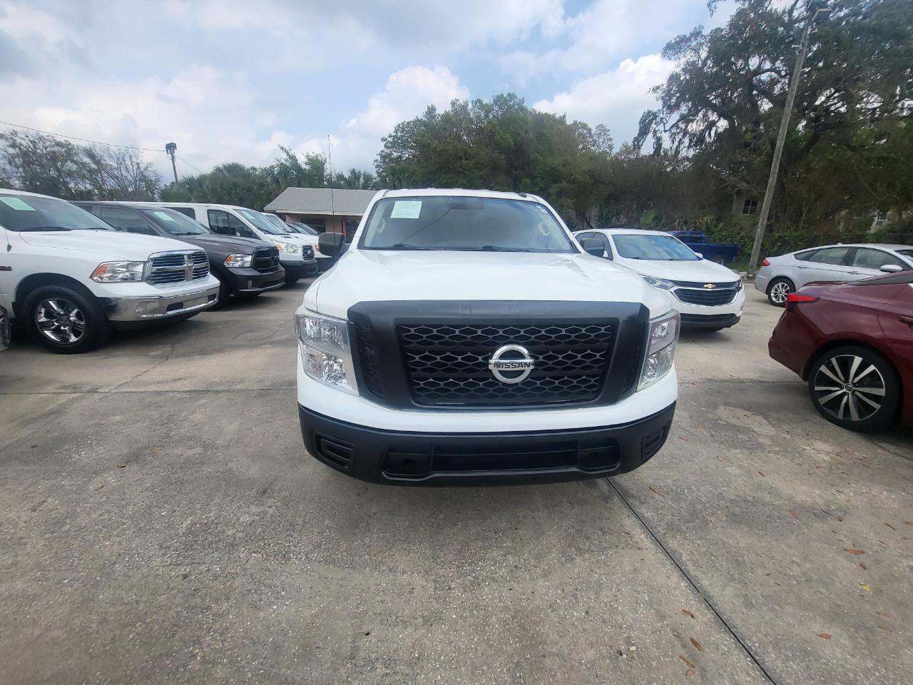 Nissan Titan S Regular Cab 2WD 2019