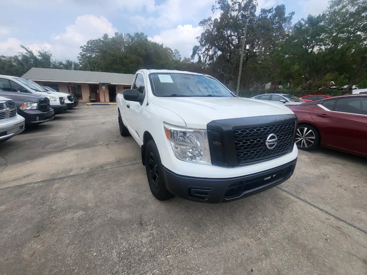 Nissan Titan S Regular Cab 2WD 2019