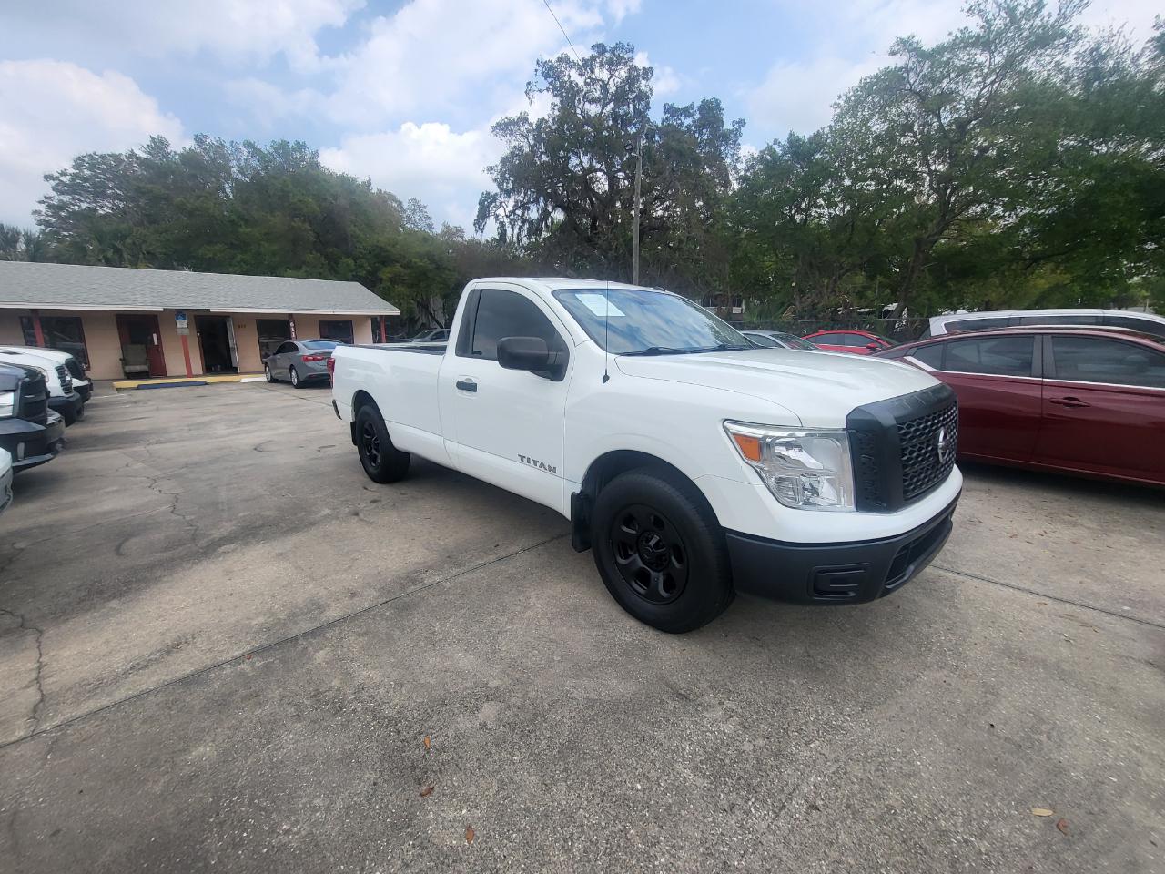 Nissan Titan S Regular Cab 2WD 2019