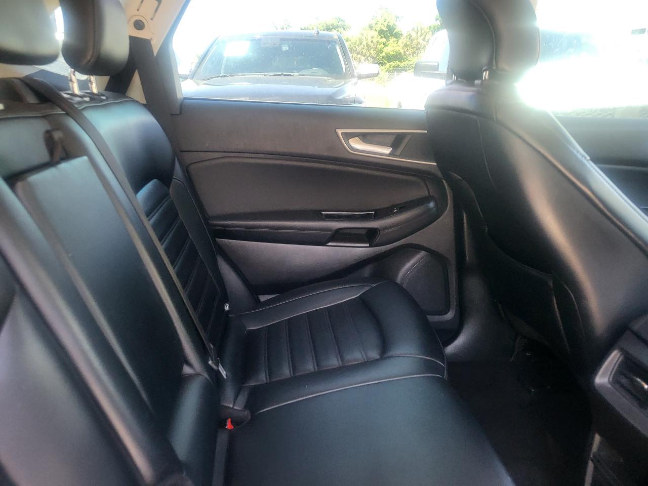 Ford Edge SEL FWD 2019