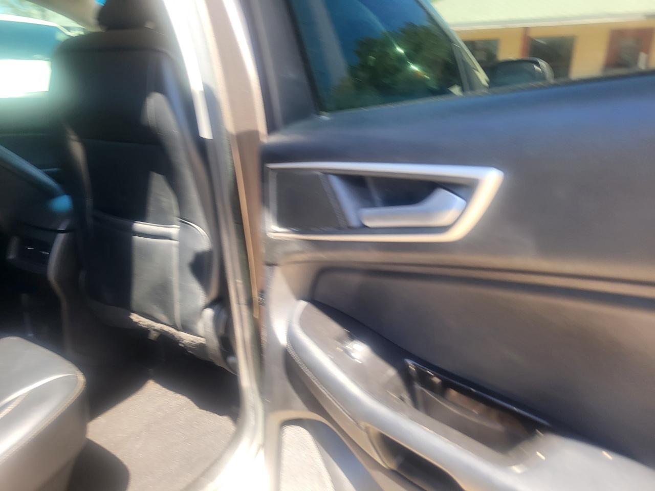 Ford Edge SEL FWD 2019