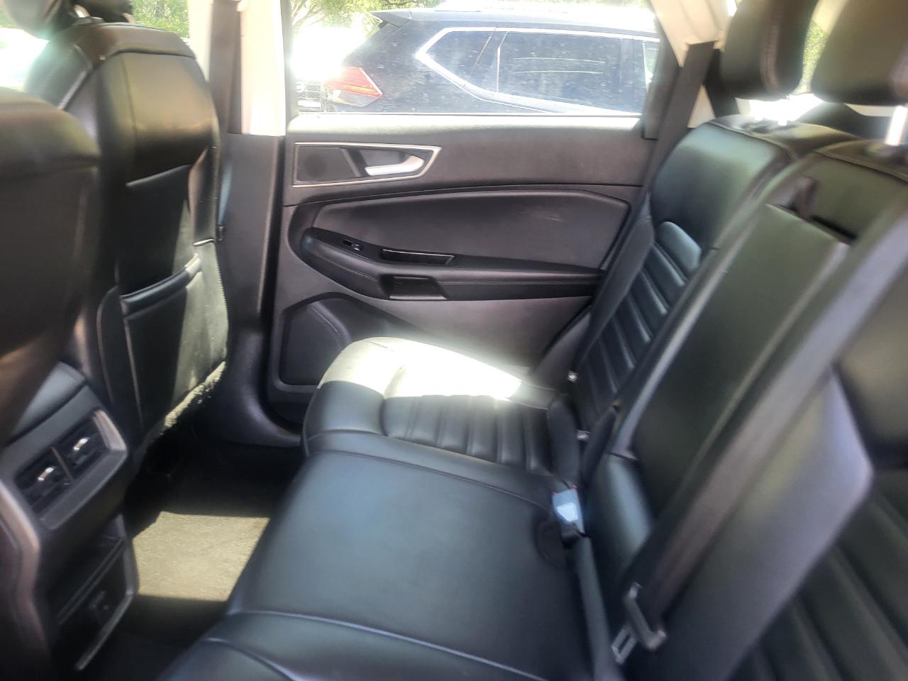 Ford Edge SEL FWD 2019