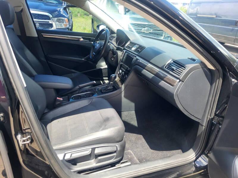 Volkswagen Passat SE 6A 2016