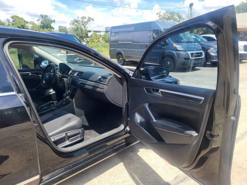 Volkswagen Passat SE 6A 2016