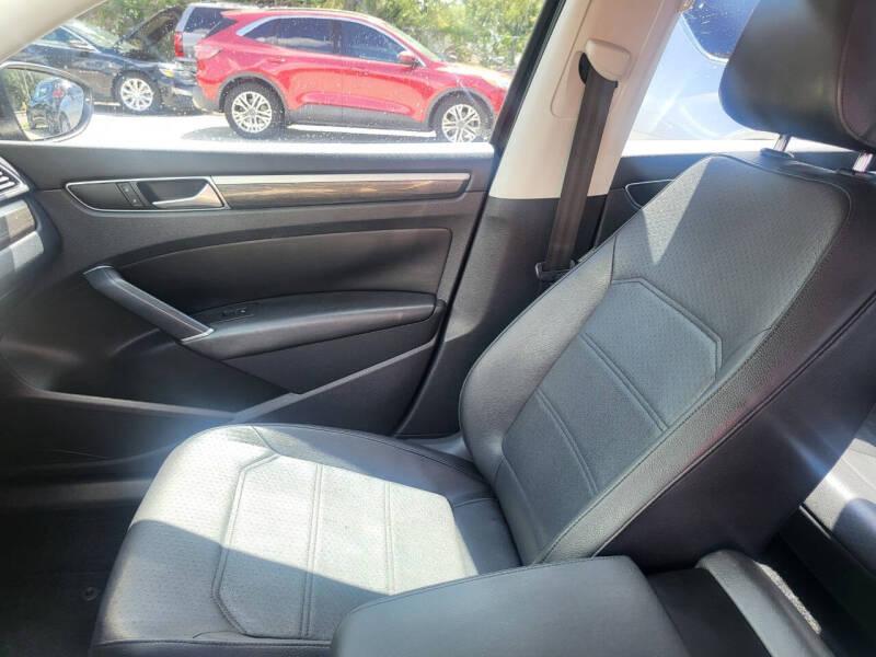 Volkswagen Passat SE 6A 2016