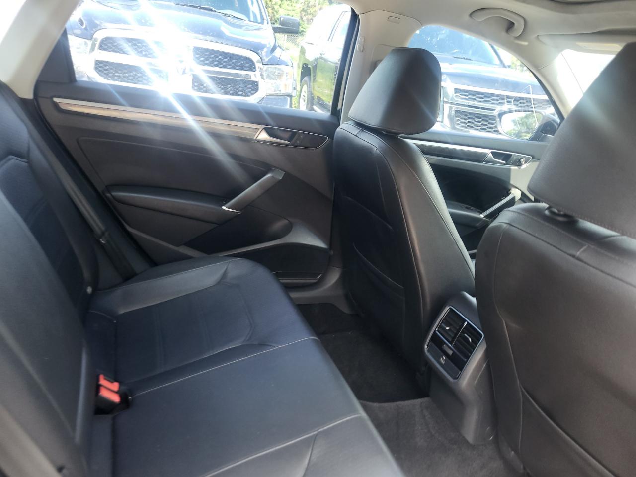 Volkswagen Passat SE 6A 2016
