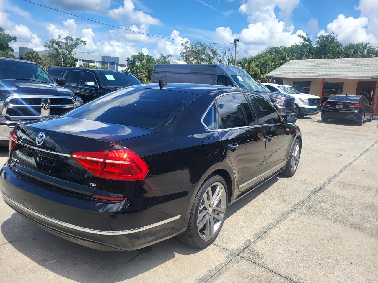 Volkswagen Passat SE 6A 2016