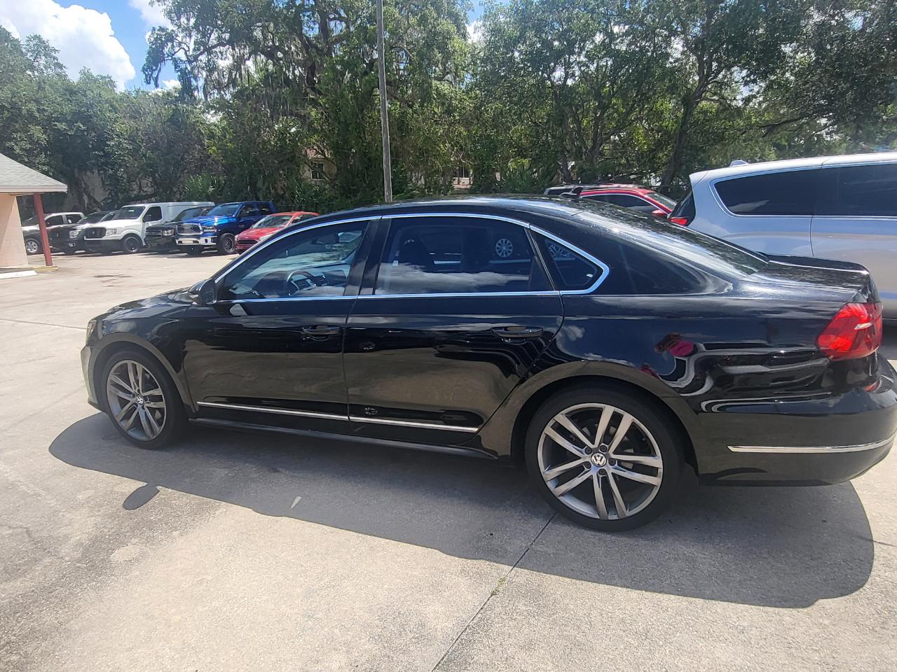 Volkswagen Passat SE 6A 2016