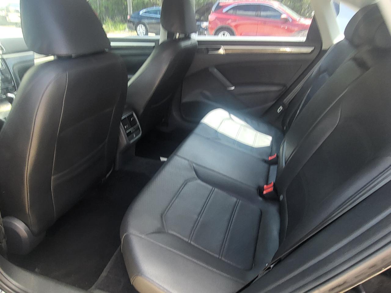 Volkswagen Passat SE 6A 2016