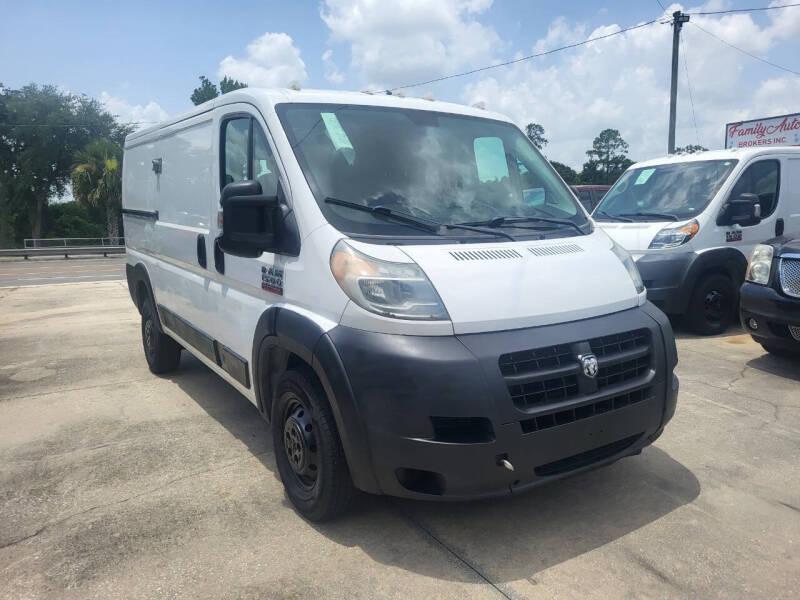 RAM Promaster 1500 Low Roof Tradesman 136-in. WB 2017