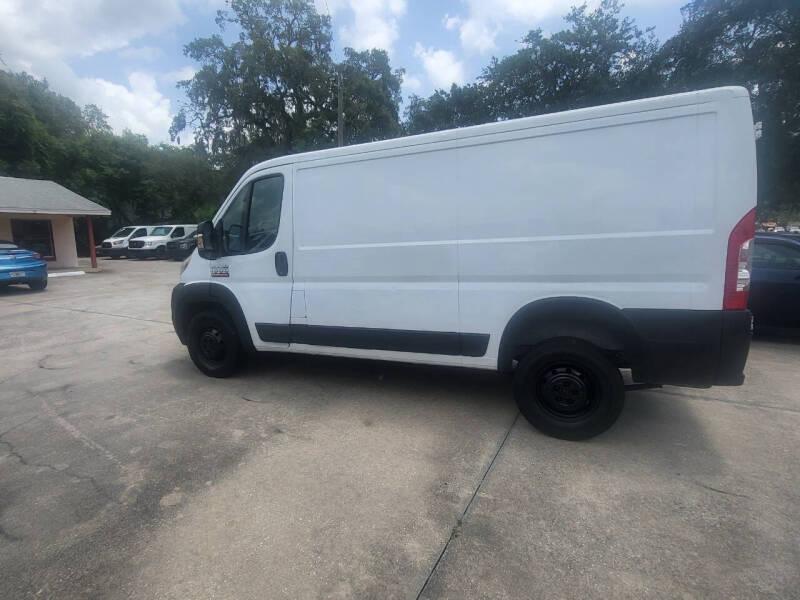 RAM Promaster 1500 Low Roof Tradesman 136-in. WB 2017