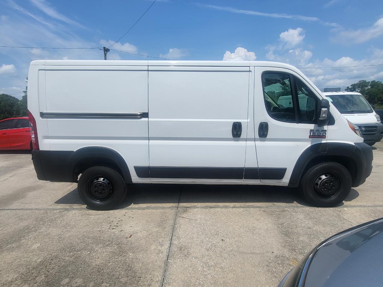 RAM Promaster 1500 Low Roof 136-in. WB 2020