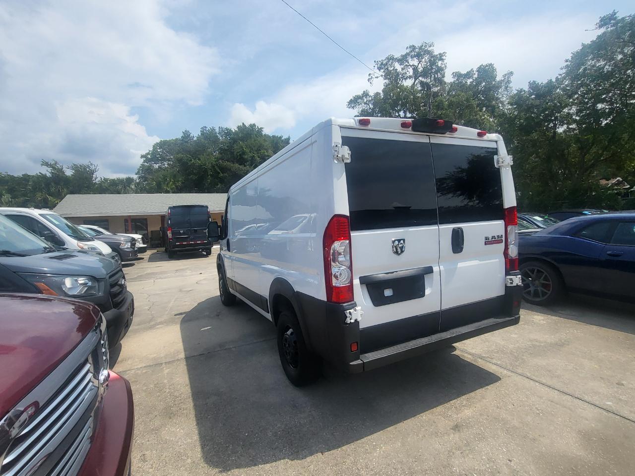 RAM Promaster 1500 Low Roof 136-in. WB 2020