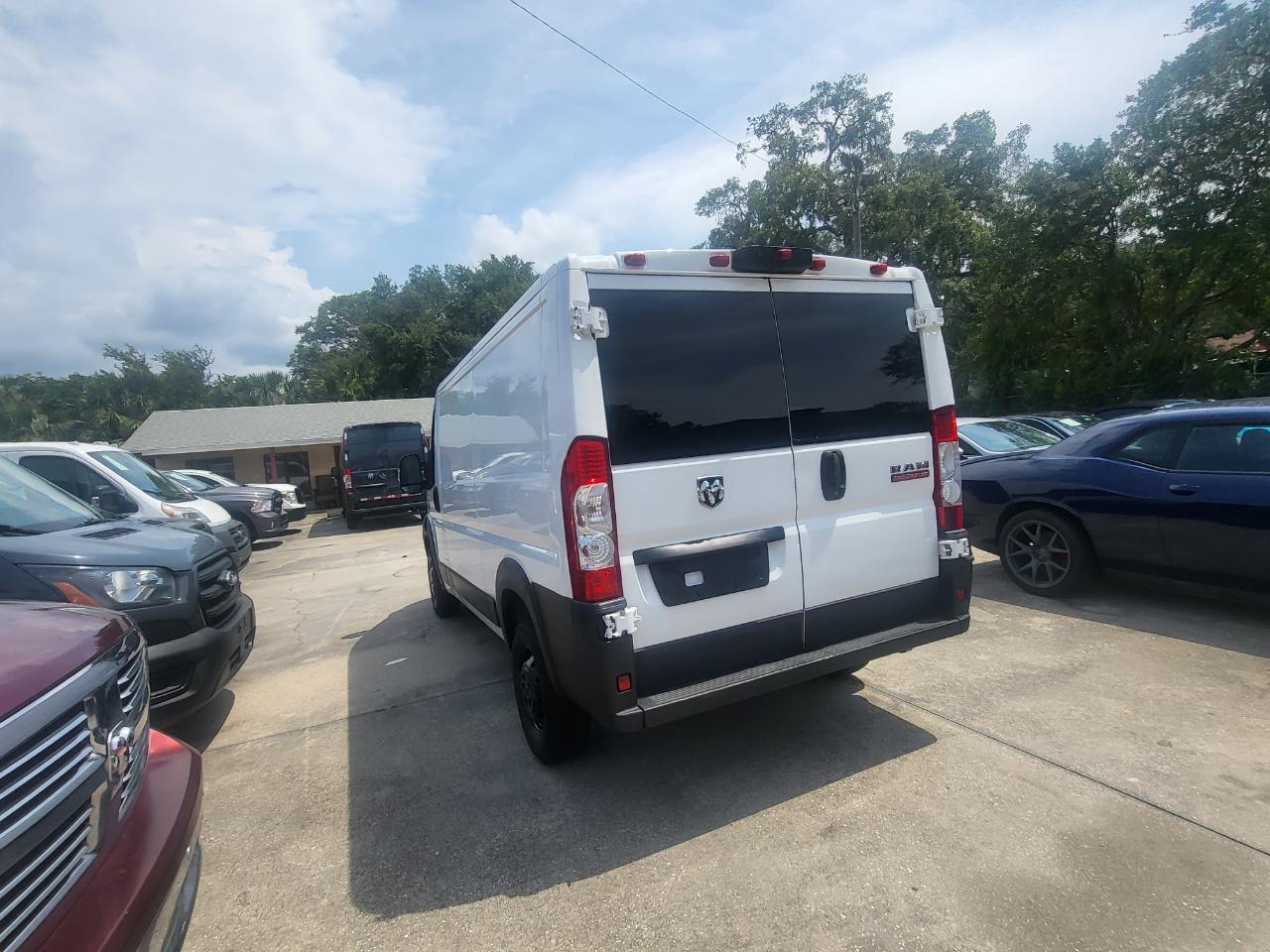 RAM Promaster 1500 Low Roof 136-in. WB 2020