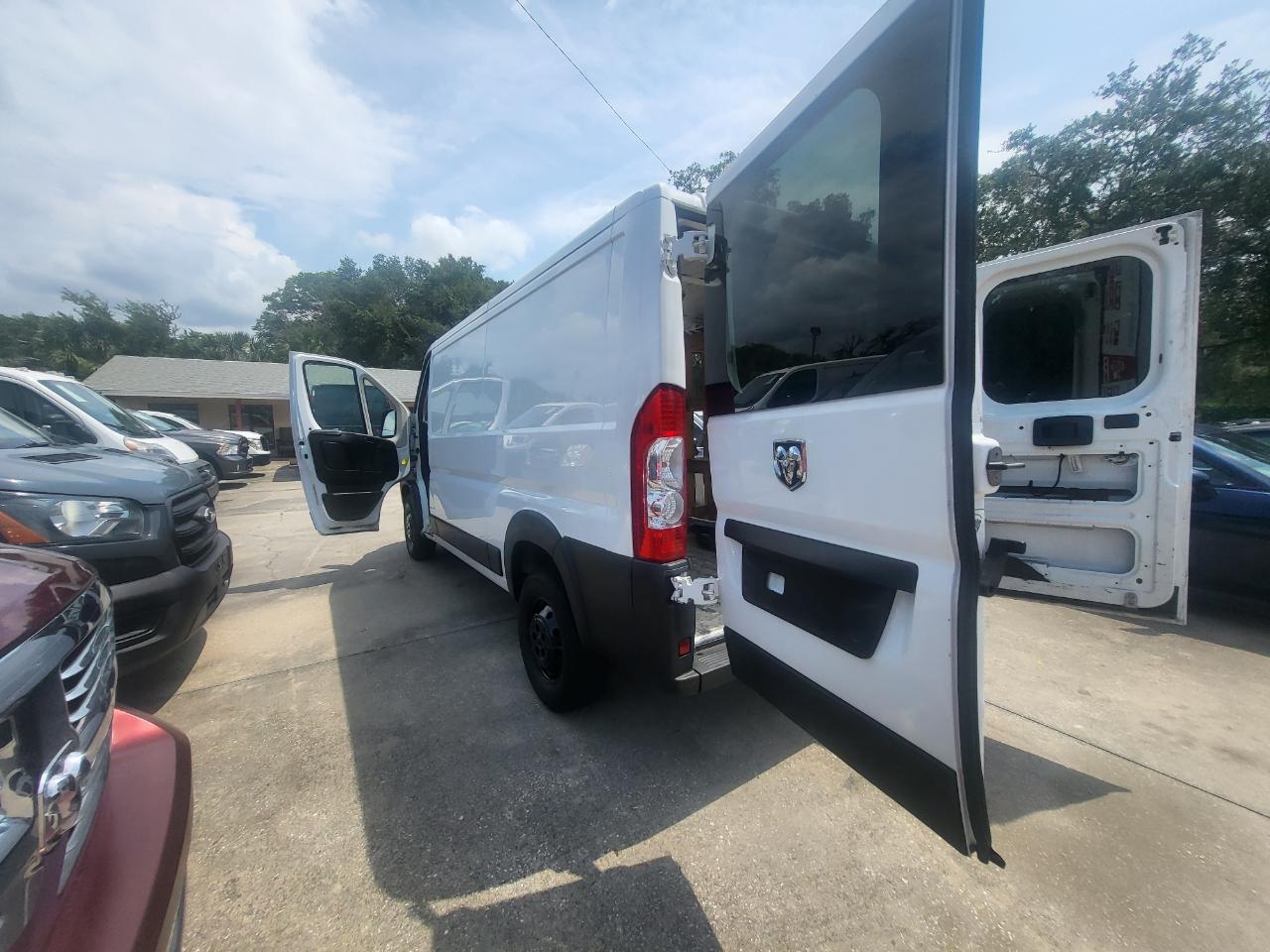 RAM Promaster 1500 Low Roof 136-in. WB 2020