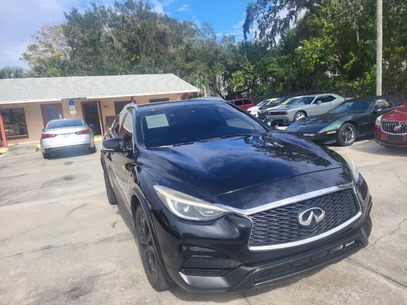 Infiniti QX30 Luxury AWD 2017