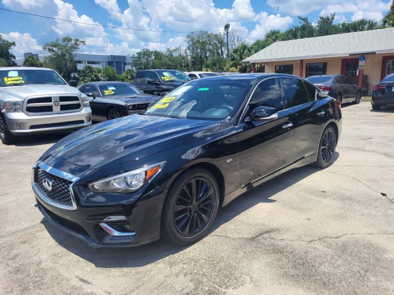 Infiniti Q50 3.0t LUXE 2018
