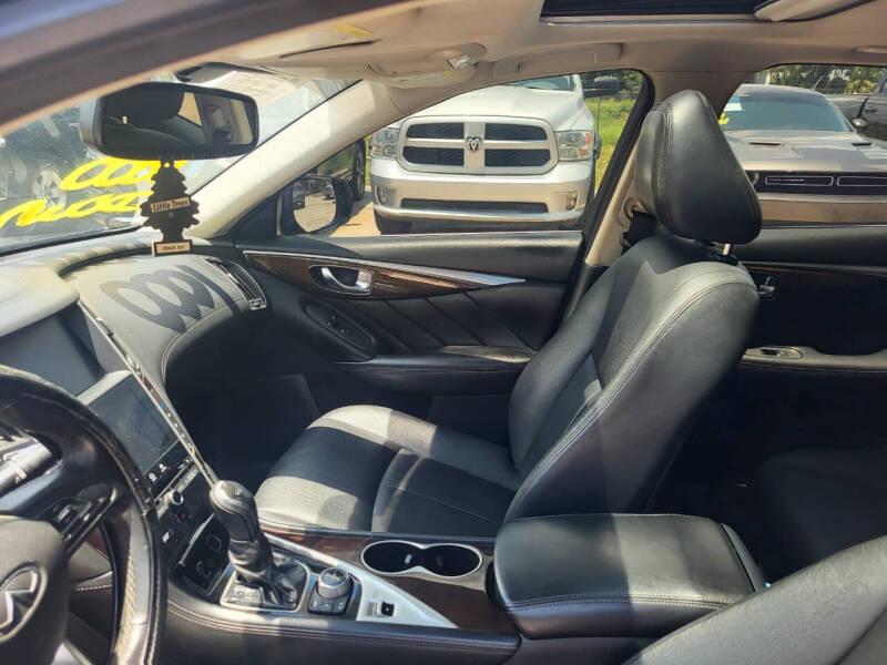 Infiniti Q50 3.0t LUXE 2018