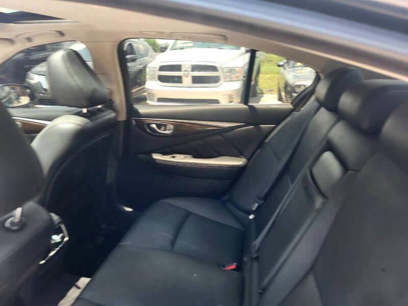 Infiniti Q50 3.0t LUXE 2018