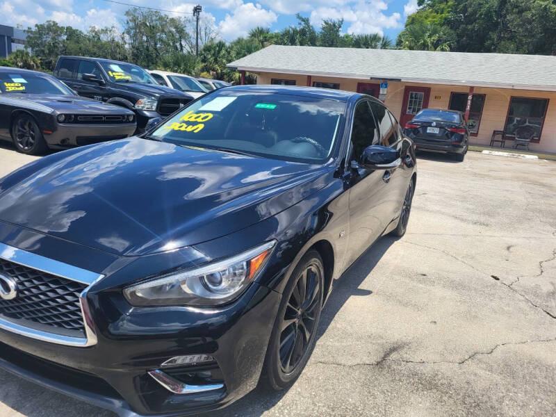 Infiniti Q50 3.0t LUXE 2018