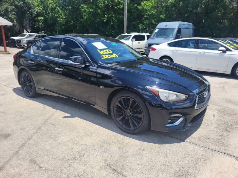 Infiniti Q50 3.0t LUXE 2018